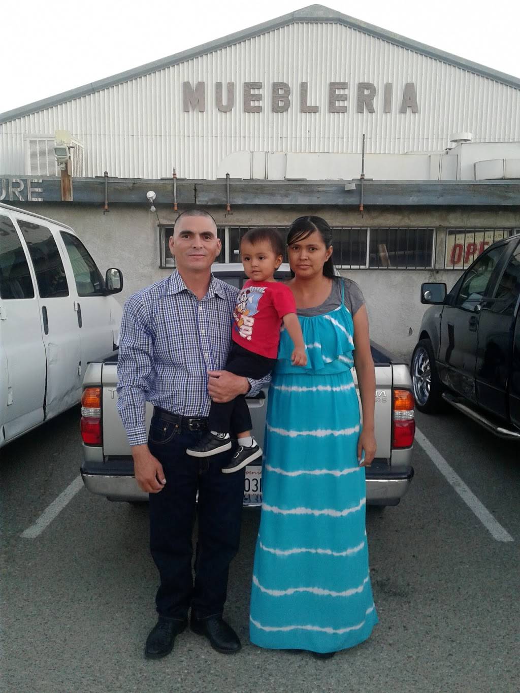 Subway | restaurant | 2135 E California Ave, Bakersfield, CA 93307, USA | 6616332255 OR +1 661-633-2255