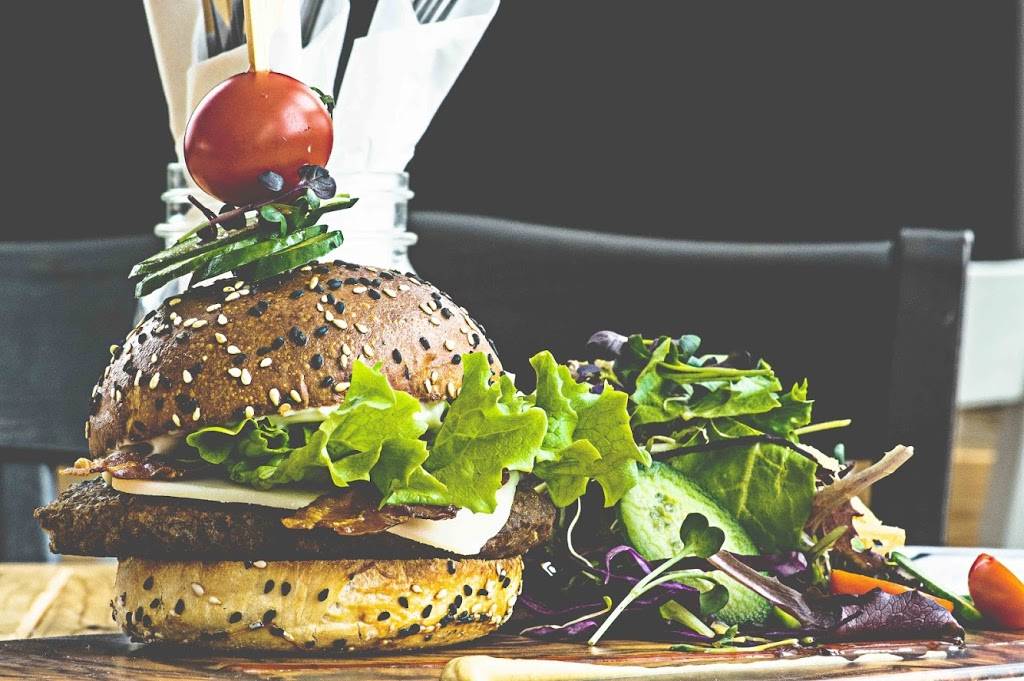 Microbrasserie la Flûte à Bec inc. | restaurant | 3255 Boul Louis-Fréchette, Nicolet, QC J3T 1X5, Canada | 8196908025 OR +1 819-690-8025