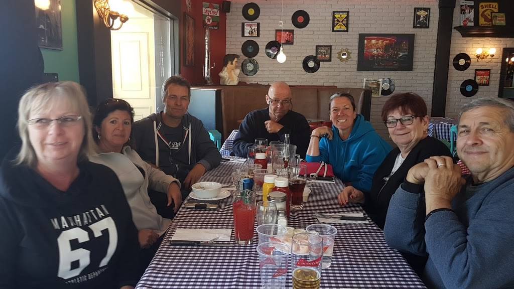 Bar le Montagnard | night club | 514 Rue Principale, Saint-Donat-de-Montcalm, QC J0T 2C0, Canada | 8194242075 OR +1 819-424-2075