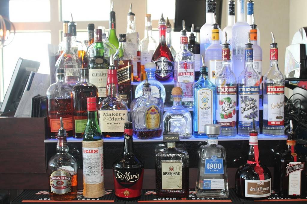 Victory Point, Bar & Grill | restaurant | 332 Victory Rd, Quincy, MA 02171, USA | 6174811070 OR +1 617-481-1070