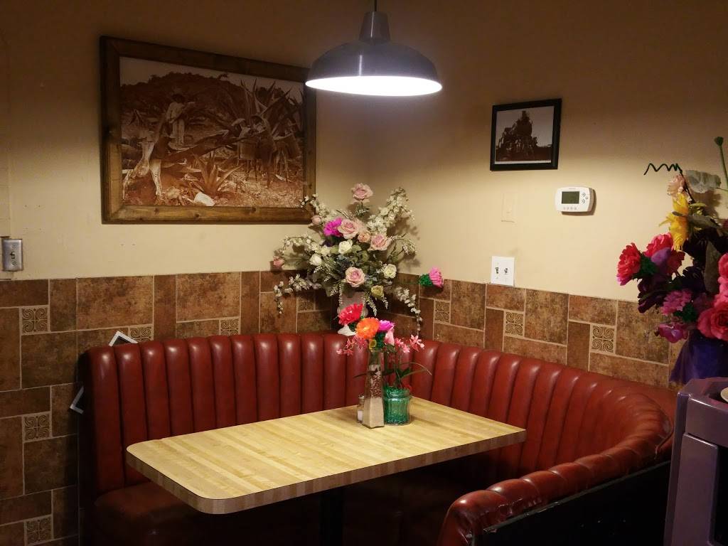 Las Coronas Grill | restaurant | 3340 E Gage Ave, Huntington Park, CA 90255, USA | 3236897668 OR +1 323-689-7668