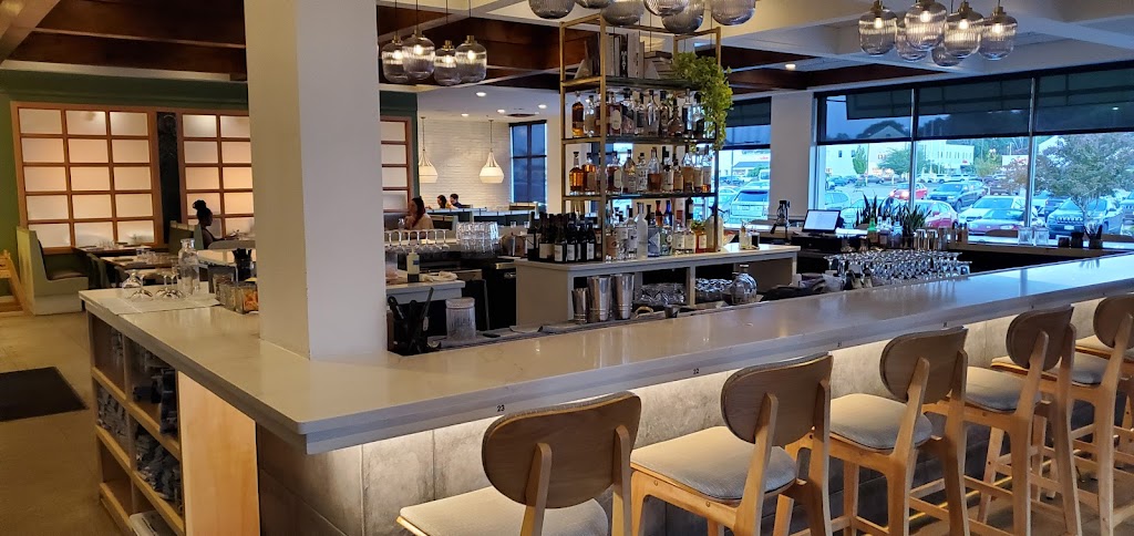 Nosh and Grog | restaurant | 95 Washington St, Canton, MA 02021, USA | 5083594100 OR +1 508-359-4100