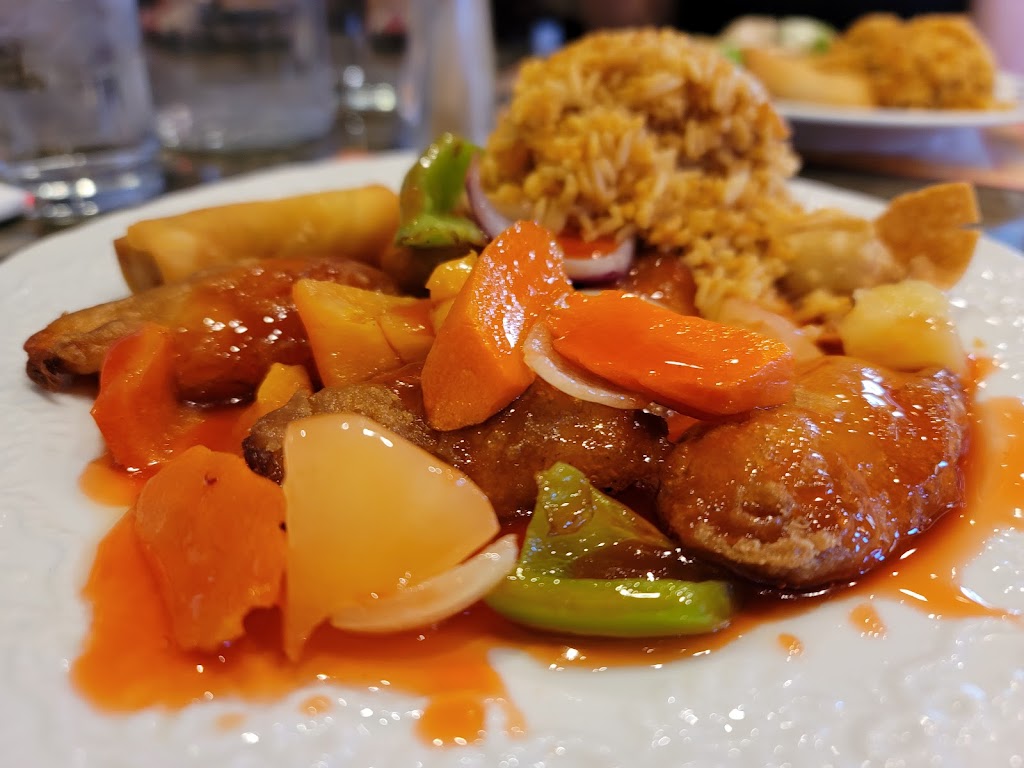 Red Chopstick | restaurant | 111 Bell Rock Plaza, Sedona, AZ 86351, USA | 9282849088 OR +1 928-284-9088