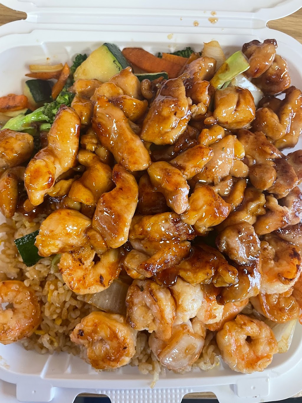 Hibachi & pho Japanese and Vietnameses cuisine | restaurant | 5720 Ridge Rd, Parma, OH 44129, USA | 4408886113 OR +1 440-888-6113