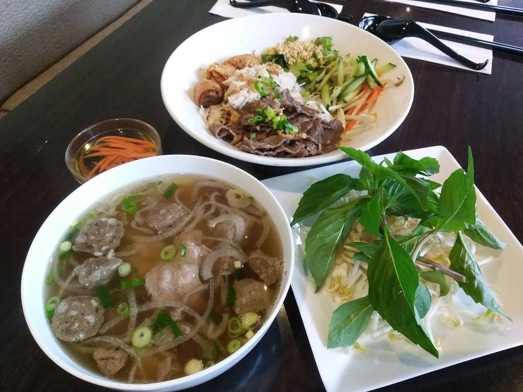 Pho Kam Long Restaurant | meal delivery | 3635 Rivergate Way, Ottawa, ON K1V 2A4, Canada | 6136805622 OR +1 613-680-5622