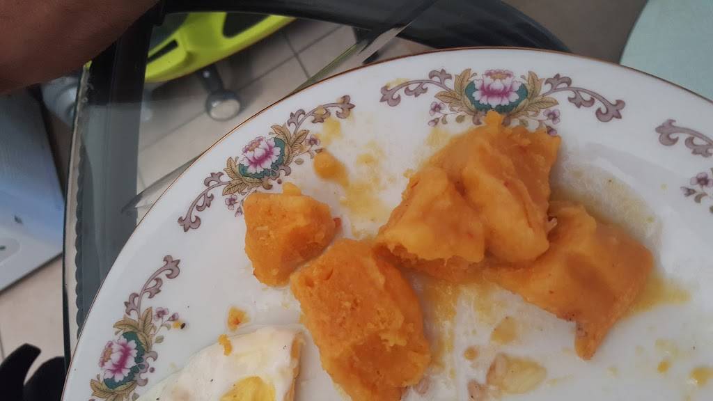 El Tamalito Cubano | restaurant | 1570 W 43rd Pl #10, Hialeah, FL 33012, USA | 3056988411 OR +1 305-698-8411