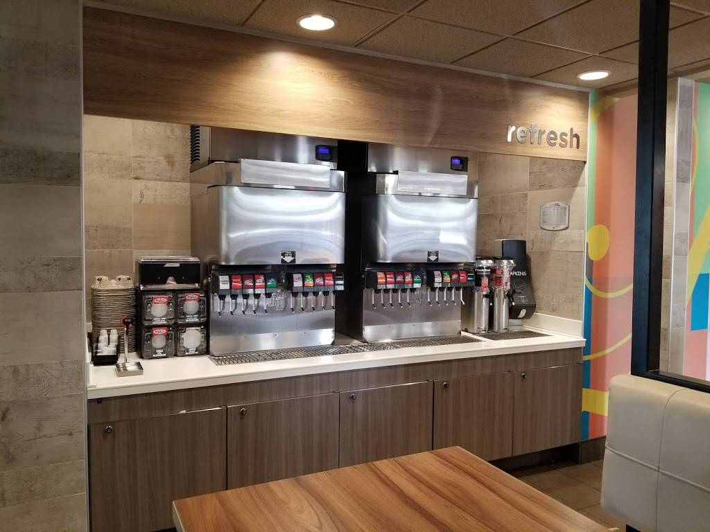 McDonalds | cafe | 1001 TX-123, San Marcos, TX 78666, USA | 5123535110 OR +1 512-353-5110