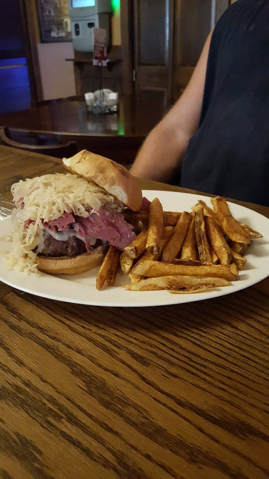 Irish Pub | restaurant | 706 E Talmer Ave, North Judson, IN 46366, USA | 5748963488 OR +1 574-896-3488