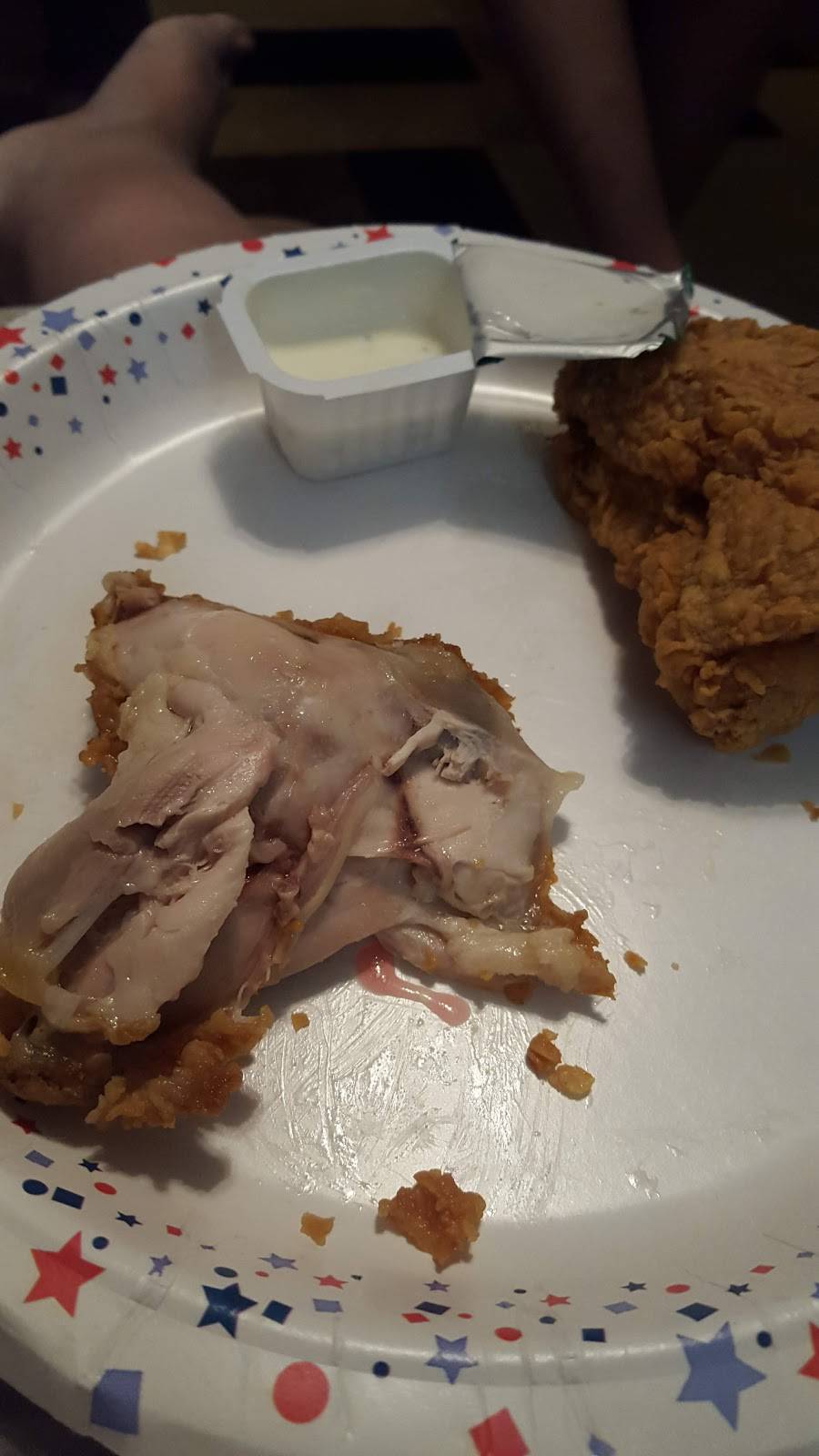 Popeyes Louisiana Kitchen | restaurant | 1921 N Highland Ave, Jackson, TN 38305, USA | 7314225513 OR +1 731-422-5513