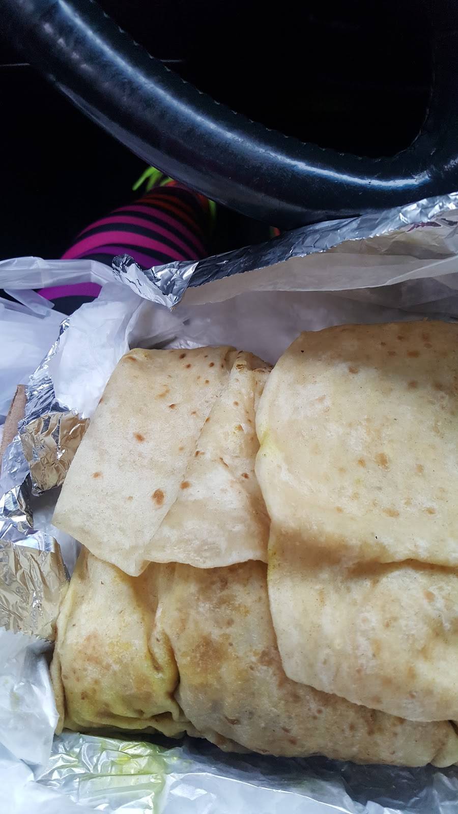 Alis Roti Shop | restaurant | 4220 White Plains Rd, Bronx, NY 10466, USA | 7186552178 OR +1 718-655-2178