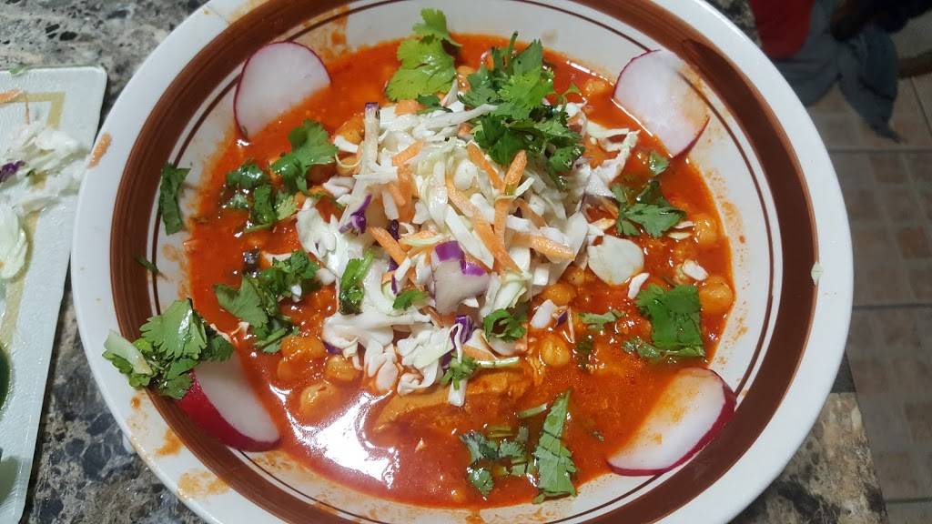 Minnas Restaurant | restaurant | 5046 W Armitage Ave, Chicago, IL 60639, USA | 7734177602 OR +1 773-417-7602