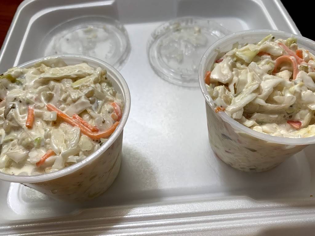 Neils Barbeque & Grill | restaurant | 470 Mall Blvd A, Dyersburg, TN 38024, USA | 7312852628 OR +1 731-285-2628