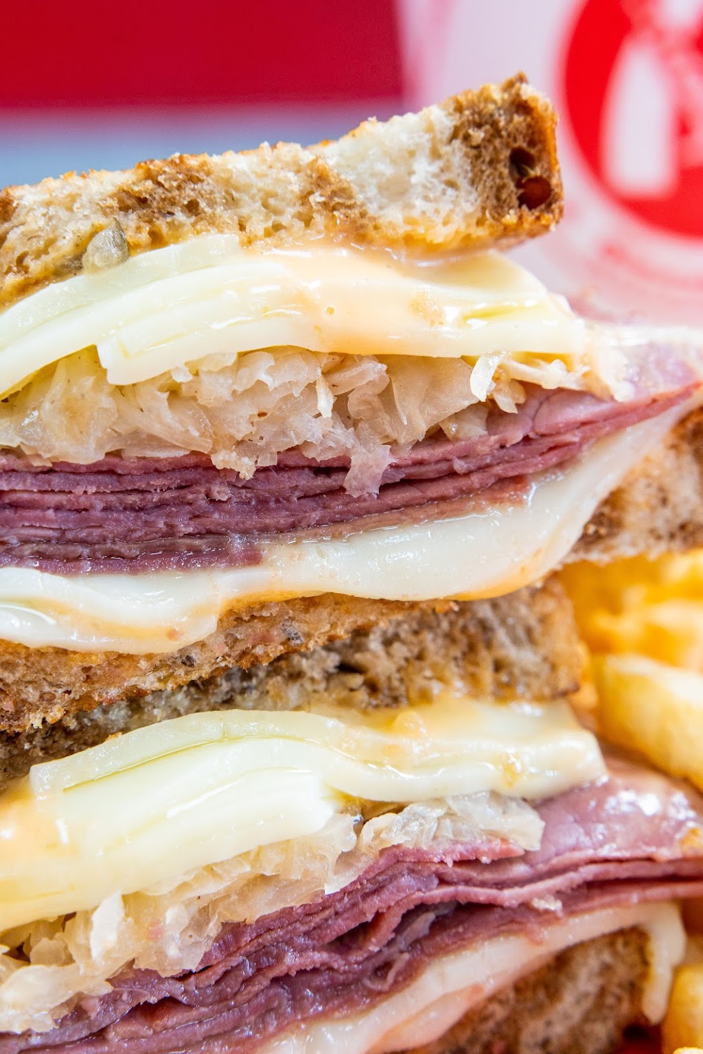 American Deli | restaurant | 3571 Lamar Ave, Memphis, TN 38118, USA | 9015900090 OR +1 901-590-0090