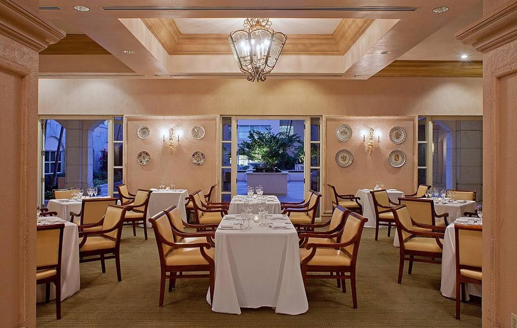 Two Sisters Restaurant | restaurant | 50 Alhambra Plaza, Coral Gables, FL 33134, USA | 3054476101 OR +1 305-447-6101