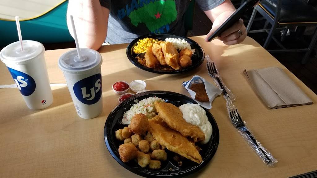 Long John Silvers | restaurant | 400 W Irving Blvd, Irving, TX 75060, USA | 4697132371 OR +1 469-713-2371