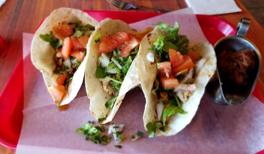 Pineapple Grill | restaurant | 4535 E McKellips Rd #108, Mesa, AZ 85215, USA | 4803079987 OR +1 480-307-9987