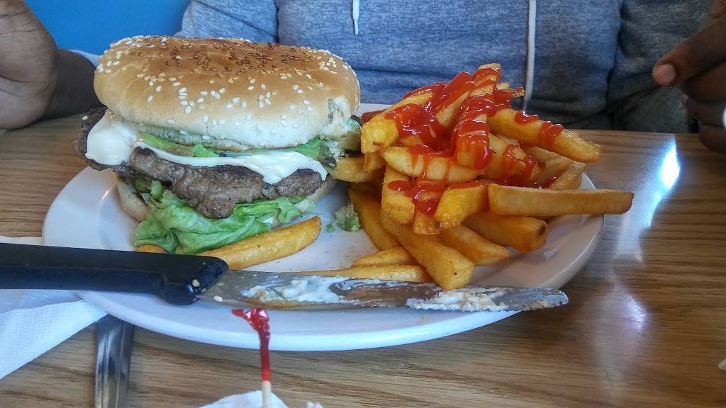 Lisas Coffee Shop | cafe | 1530 W San Bernardino Rd, Covina, CA 91722, USA | 6263392014 OR +1 626-339-2014