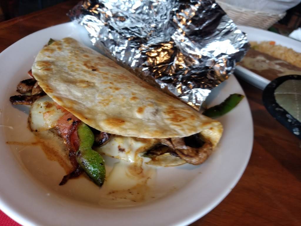 Cinco De Mayo Mexican Bar And Grill | restaurant | 225 Parkway Dr, Bardstown, KY 40004, USA | 5023501145 OR +1 502-350-1145