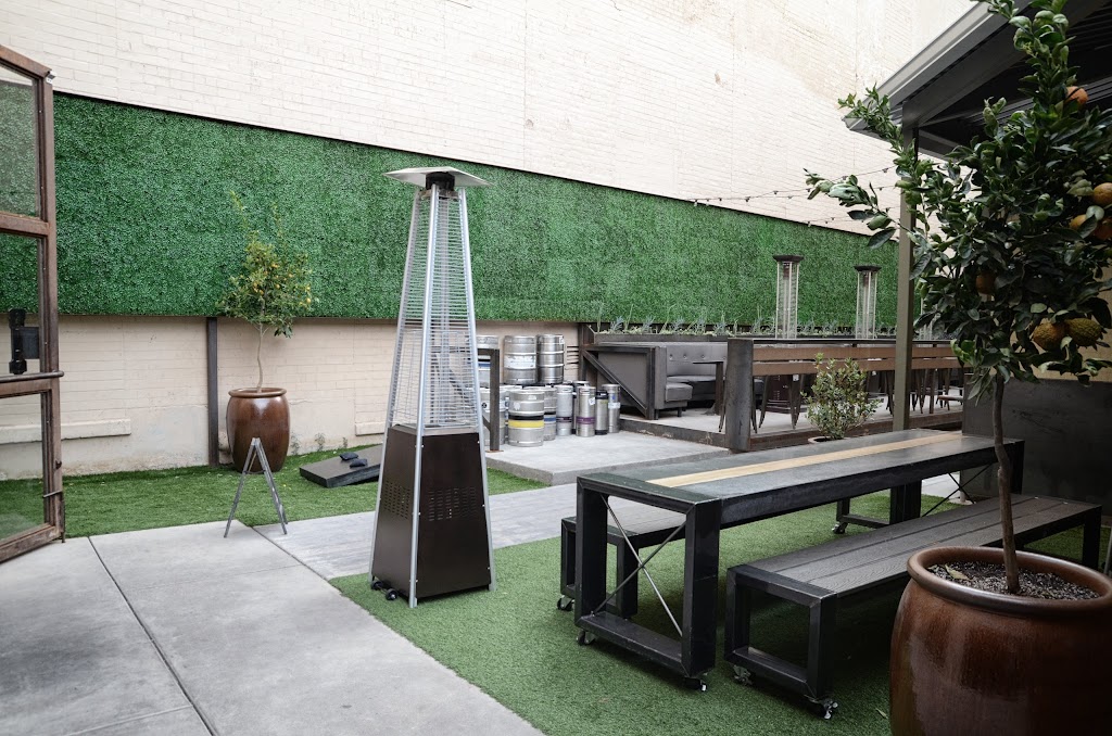 Reilly Craft Pizza and Drink | restaurant | 101 E Pennington St, Tucson, AZ 85701, USA | 5208825550 OR +1 520-882-5550