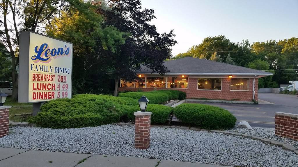 Leons Family Dining | restaurant | 28904 W Seven Mile Rd, Livonia, MI 48152, USA | 2484787811 OR +1 248-478-7811