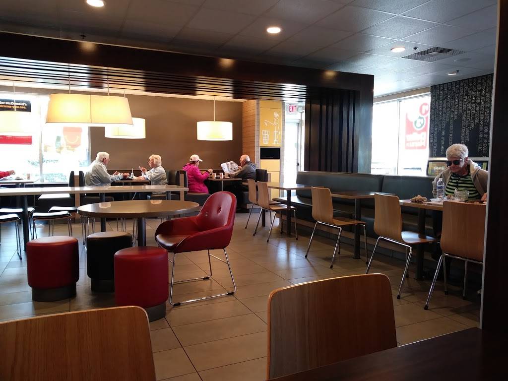 McDonalds | cafe | 701 Center Dr, San Marcos, CA 92069, USA | 7607462933 OR +1 760-746-2933