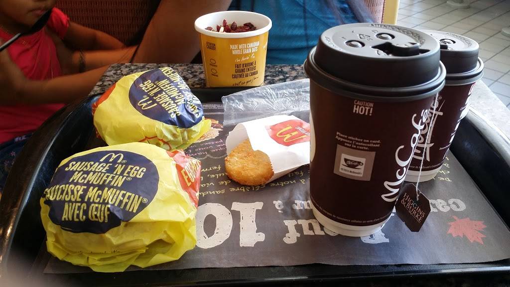 McDonalds | cafe | 2950 Boulevard Laurier, Québec, QC G1V 2M4, Canada | 4186594484 OR +1 418-659-4484