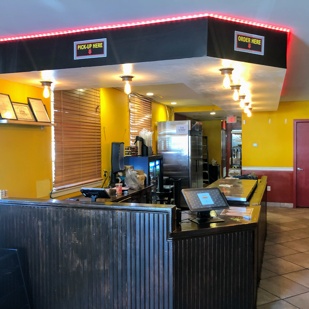 Kurry Shack | restaurant | 2015 E Moyamensing Ave, Philadelphia, PA 19148, USA | 2677615562 OR +1 267-761-5562