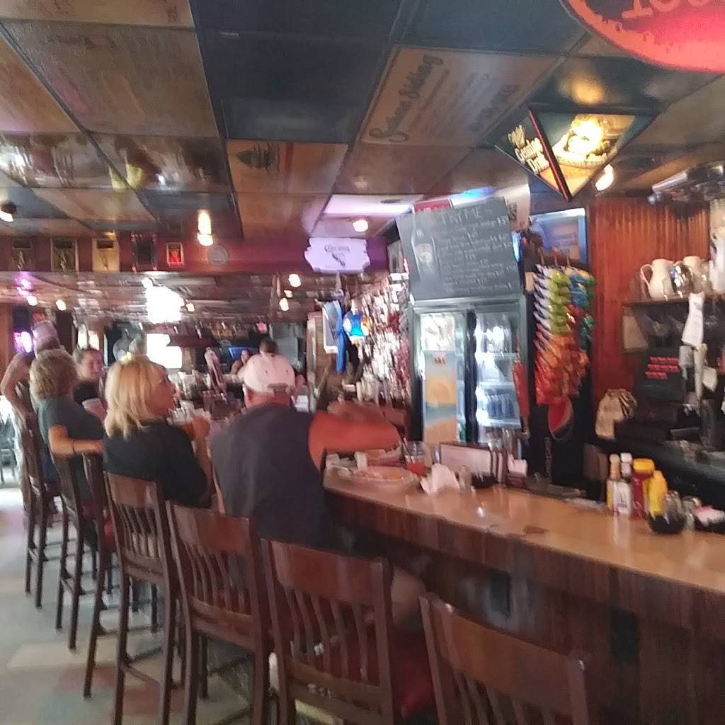 Leroys "Hot Stuff" | restaurant | 333 Hwy 20, Porter, IN 46304, USA | 2199266211 OR +1 219-926-6211