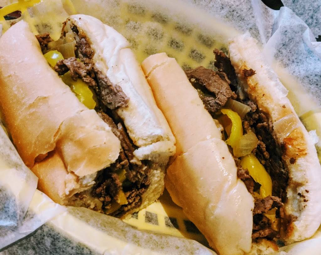 Charanns Tavern | restaurant | 6748 Memorial Hwy, Tampa, FL 33615, USA | 8138861199 OR +1 813-886-1199