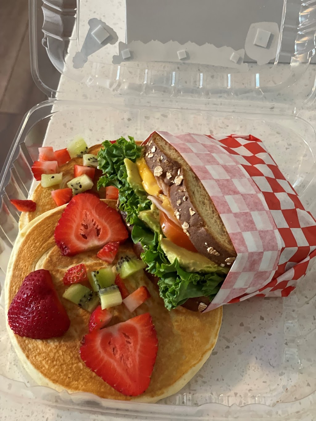 Delicias Alcemara Restaurant | restaurant | 4400 E Berry St suite 120, Fort Worth, TX 76105, USA | 6824996176 OR +1 682-499-6176