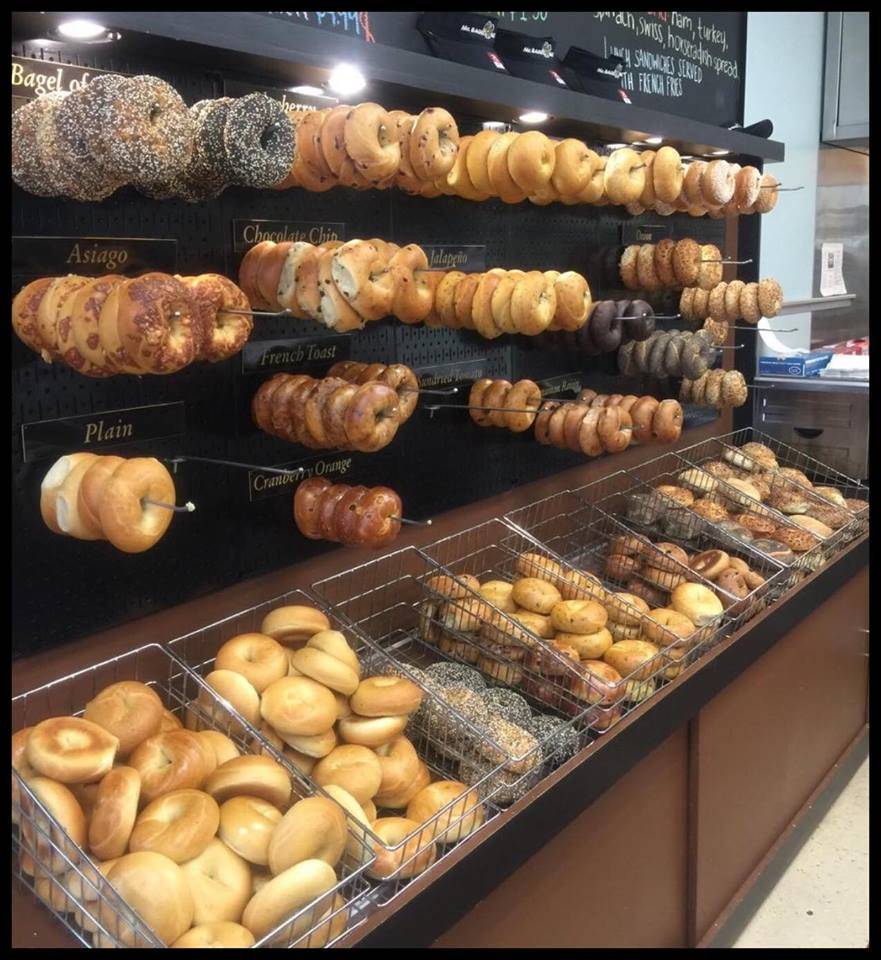 Mr. Bagel Meister - Pleasure Island | bakery | 1328 N Lake Park Blvd, Carolina Beach, NC 28428, USA | 9107071144 OR +1 910-707-1144