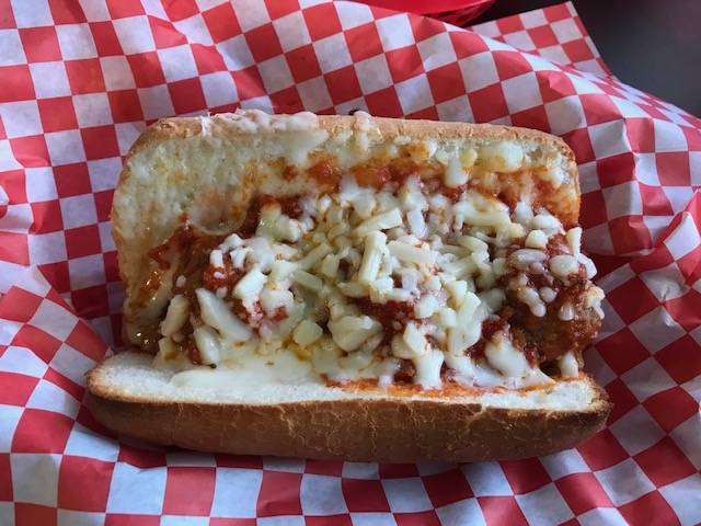 Rockys New York Pizzeria | restaurant | 1919 E 4th St, Ontario, CA 91764, USA | 9099898181 OR +1 909-989-8181