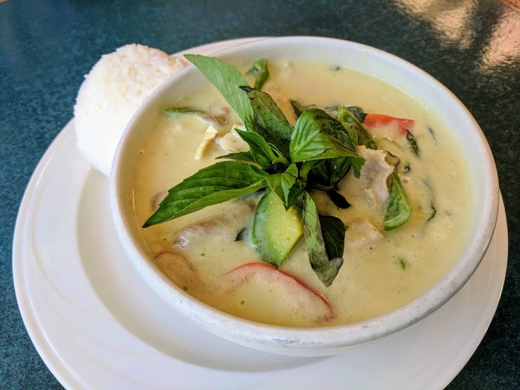 Marlai Thai Cuisine | restaurant | 3719 NE 45th St, Seattle, WA 98105, USA | 2065233200 OR +1 206-523-3200