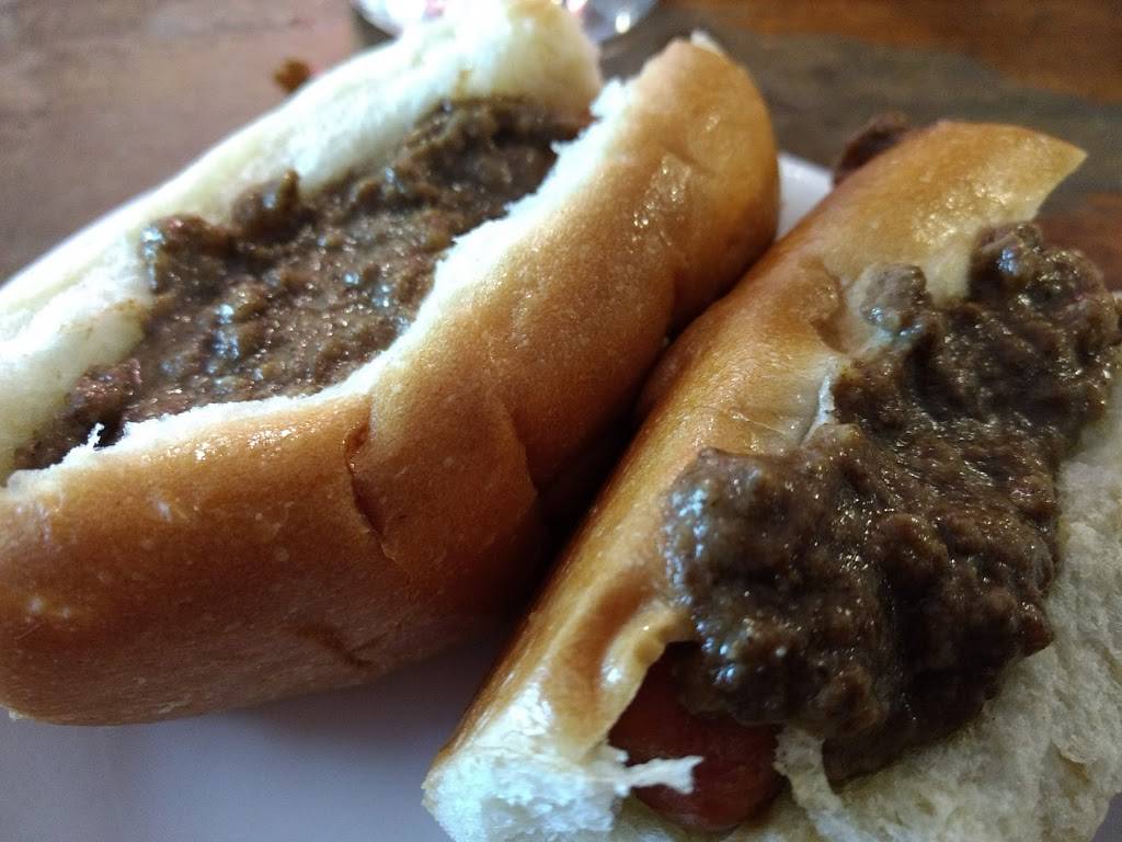 Teos | Hotdogs Restaurant | restaurant | 1410 East St, Pittsfield, MA 01201, USA | 4134479592 OR +1 413-447-9592