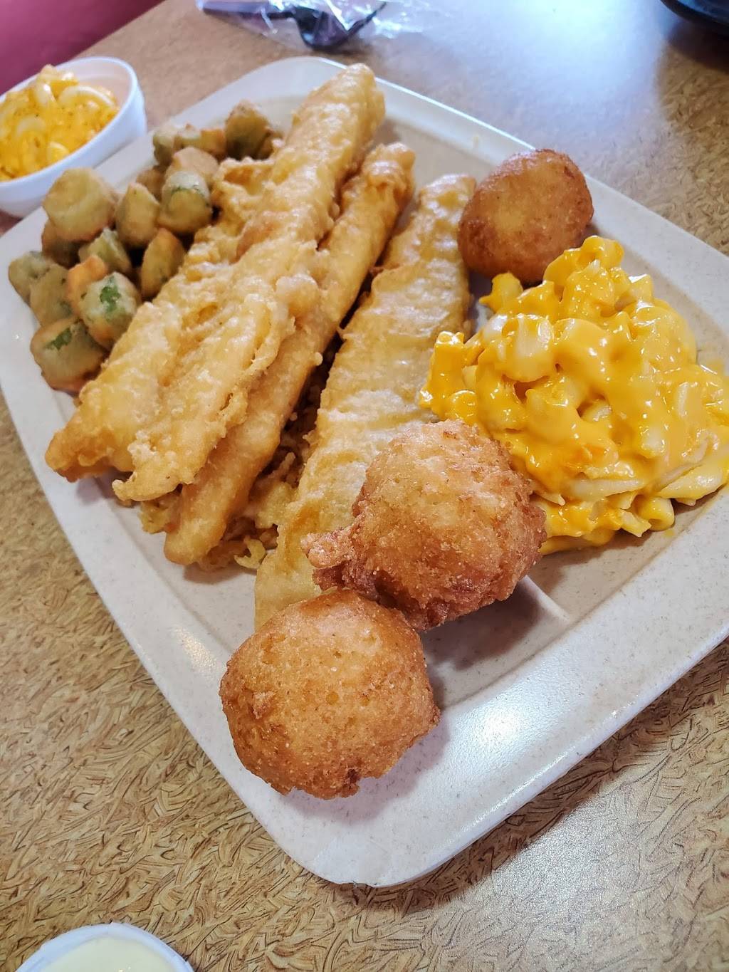 Captain Ds | restaurant | 1650 Highway 129 S, Cleveland, GA 30528, USA | 7063486960 OR +1 706-348-6960