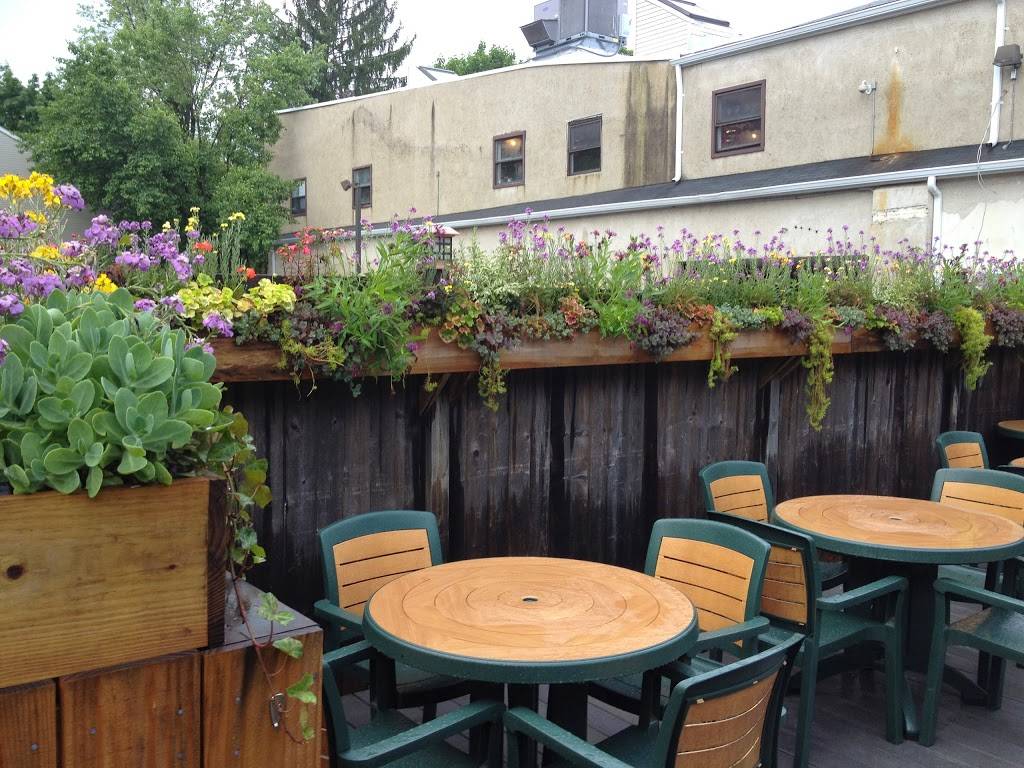 Ivy Inn | restaurant | 248 Nassau St, Princeton, NJ 08542, USA | 6099218555 OR +1 609-921-8555