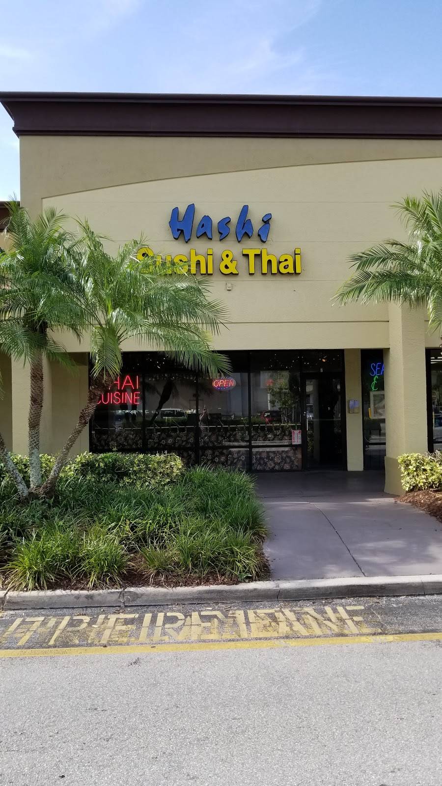 Hashi Sushi & Thai | restaurant | 9845 Glades Rd, Boca Raton, FL 33434, USA | 5614779989 OR +1 561-477-9989