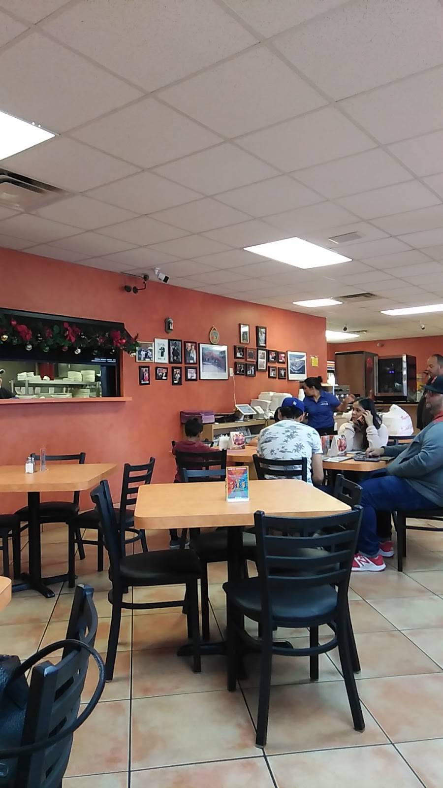 Mi Viejo San Juan Restaurant | restaurant | 7229 E Colonial Dr, Orlando, FL 32807, USA | 4073802061 OR +1 407-380-2061