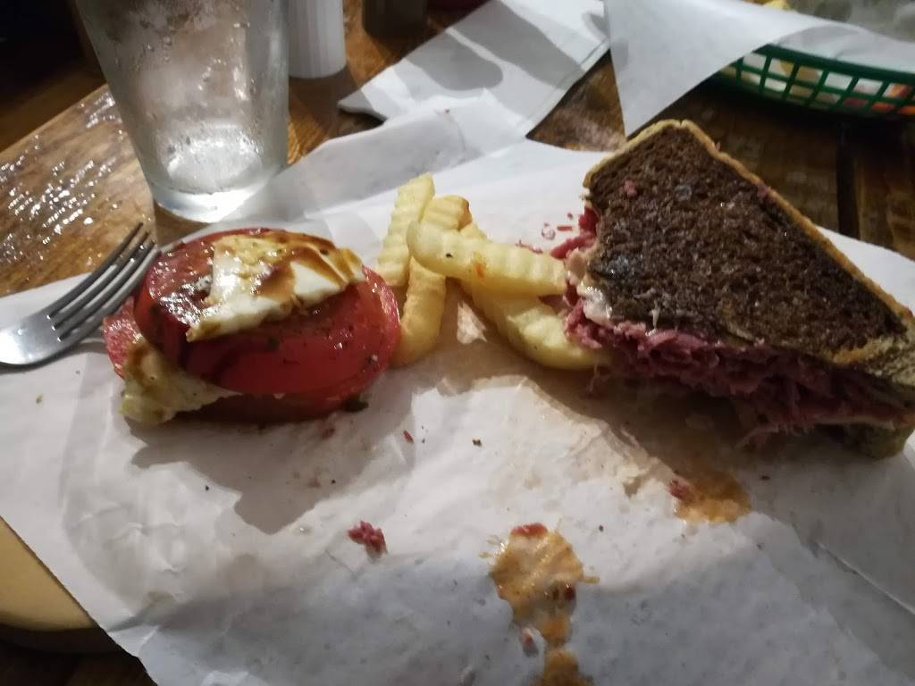 LinCross | restaurant | 16 Pleasant St, Bristol, NH 03222, USA | 6032170026 OR +1 603-217-0026