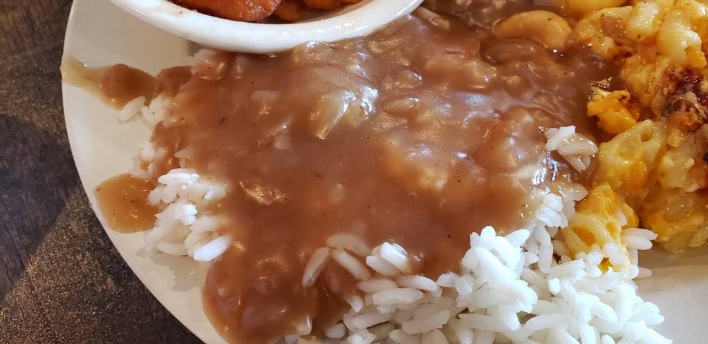 Saras Porch | restaurant | 804 N Governor Williams Hwy, Darlington, SC 29532, USA | 8439440428 OR +1 843-944-0428