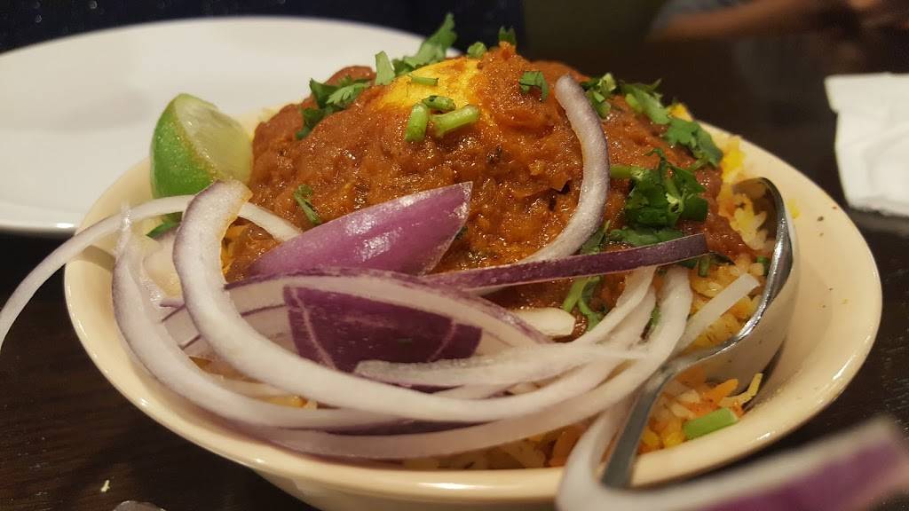 Hyderabad House Biryani Place | restaurant | 228 McHenry Rd, Buffalo Grove, IL 60089, USA | 8475205569 OR +1 847-520-5569