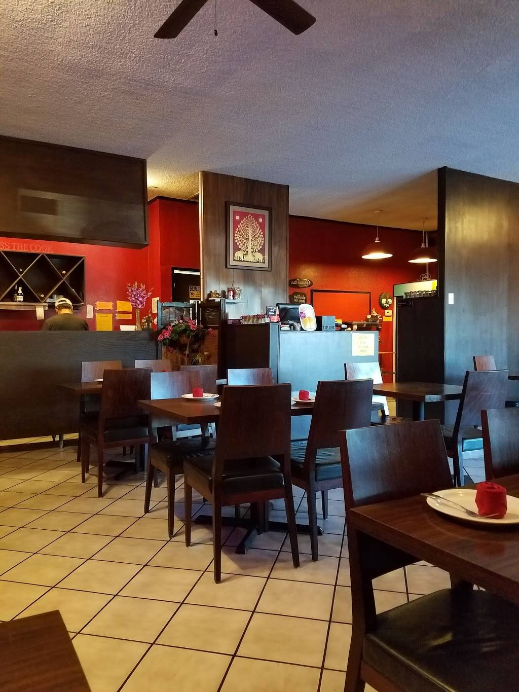 Sizzling Thai Kitchen | restaurant | 5138, 8330 Stewart and Gray Rd, Downey, CA 90241, USA | 5629232294 OR +1 562-923-2294