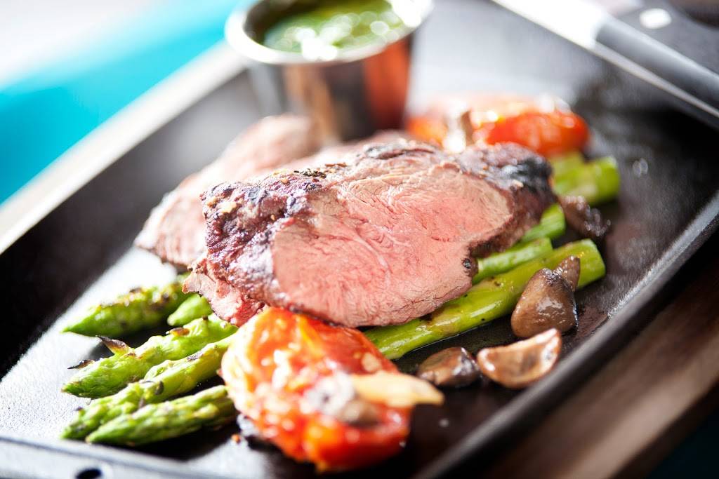 Gaslamp Fish House | restaurant | 411 Broadway, San Diego, CA 92101, USA | 6197953800 OR +1 619-795-3800