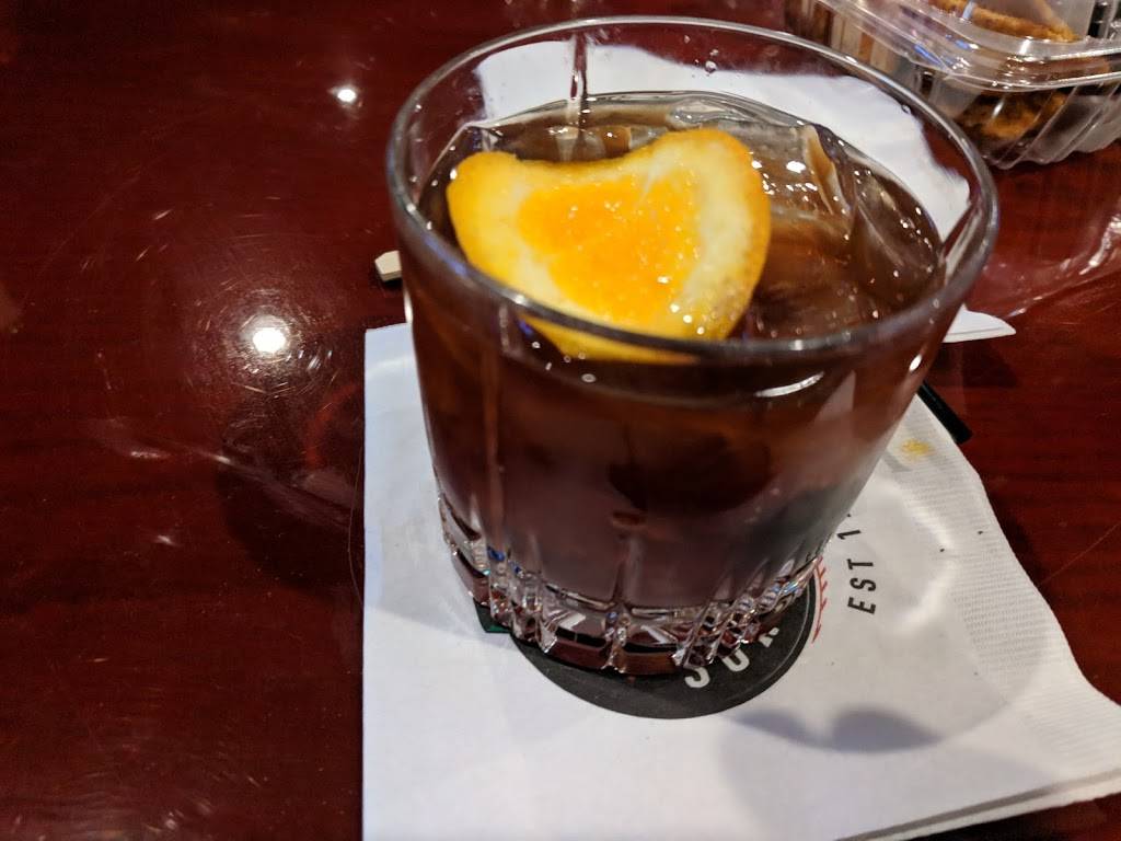 Sorrentos Italian Joint | restaurant | 5143 Montgomery Rd, Cincinnati, OH 45212, USA | 5135315070 OR +1 513-531-5070