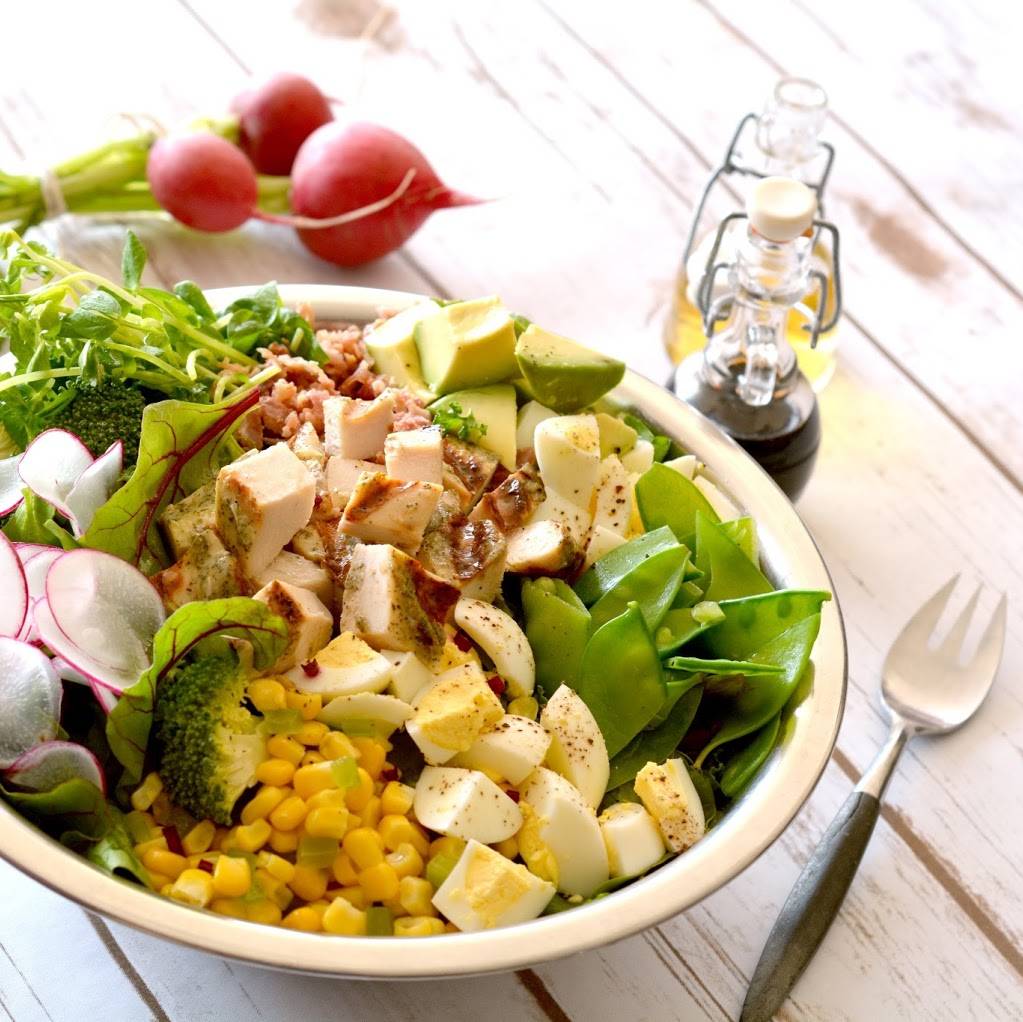 Salata | restaurant | 140 E Golf Rd, Schaumburg, IL 60173, USA | 8477648916 OR +1 847-764-8916