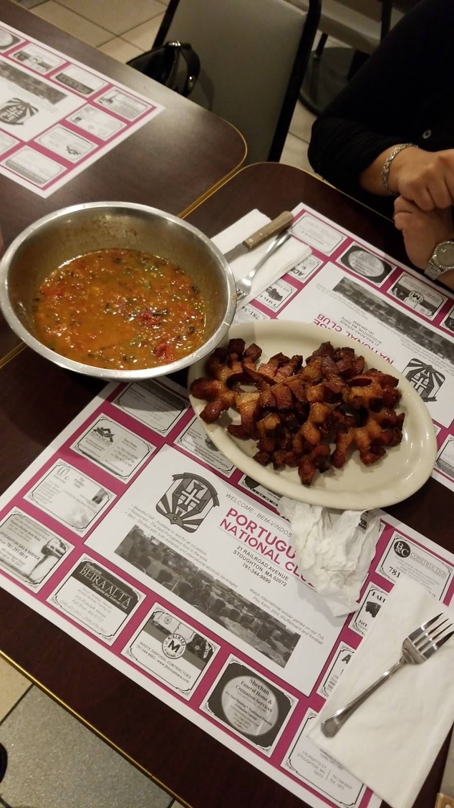 Portuguese National Club | restaurant | 21 Railroad Ave, Stoughton, MA 02072, USA | 7813449891 OR +1 781-344-9891