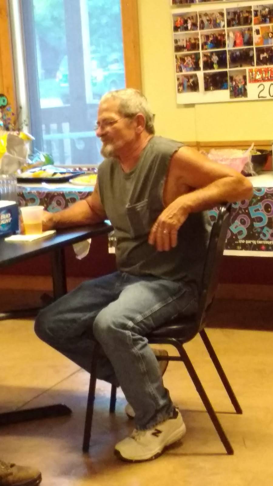 Bluff Bar & Grille | restaurant | N4363 WI-49, Poy Sippi, WI 54967, USA | 9209875665 OR +1 920-987-5665