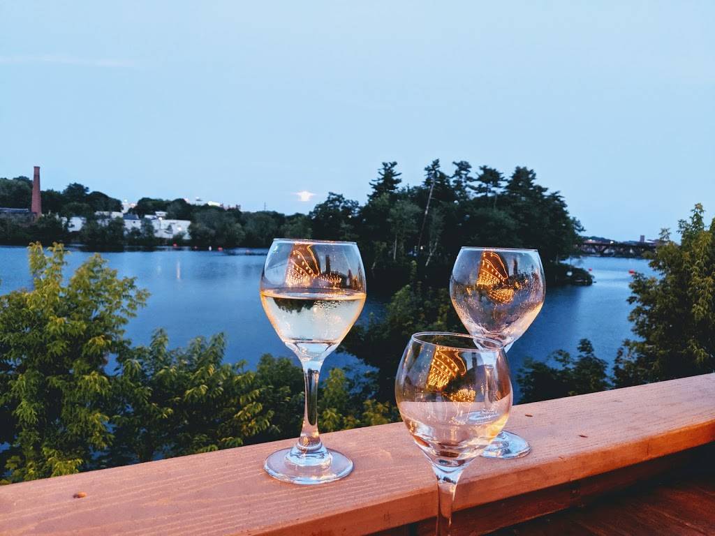 Pats Pizza | restaurant | 85 Center St, Auburn, ME 04210, USA | 2077848221 OR +1 207-784-8221