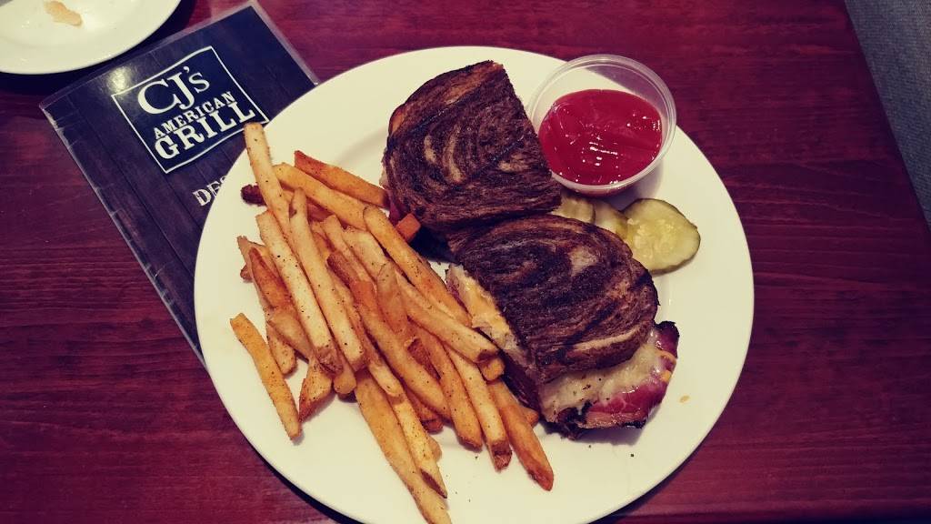 CJs American Grill | restaurant | 10095 Main Rd, Mattituck, NY 11952, USA | 6313155311 OR +1 631-315-5311
