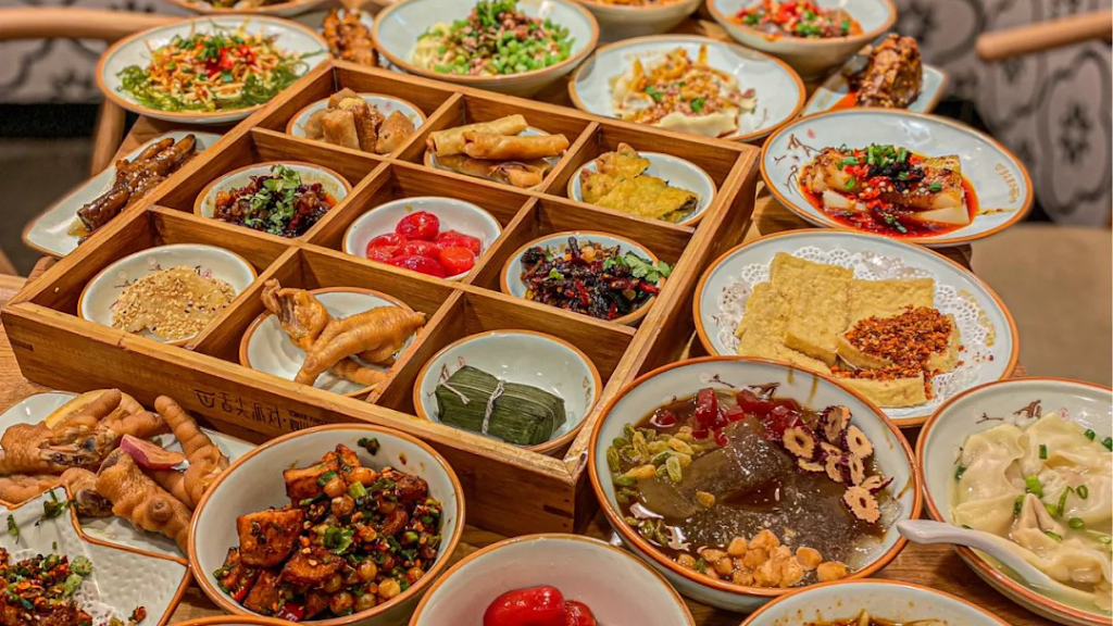 Da Mao Jia 大毛家 | Royal Highness Zhu 朱椿 | A Place by DaMao 大毛家 | restaurant | 2621 S Halsted St, Chicago, IL 60608, USA | 3129292088 OR +1 312-929-2088